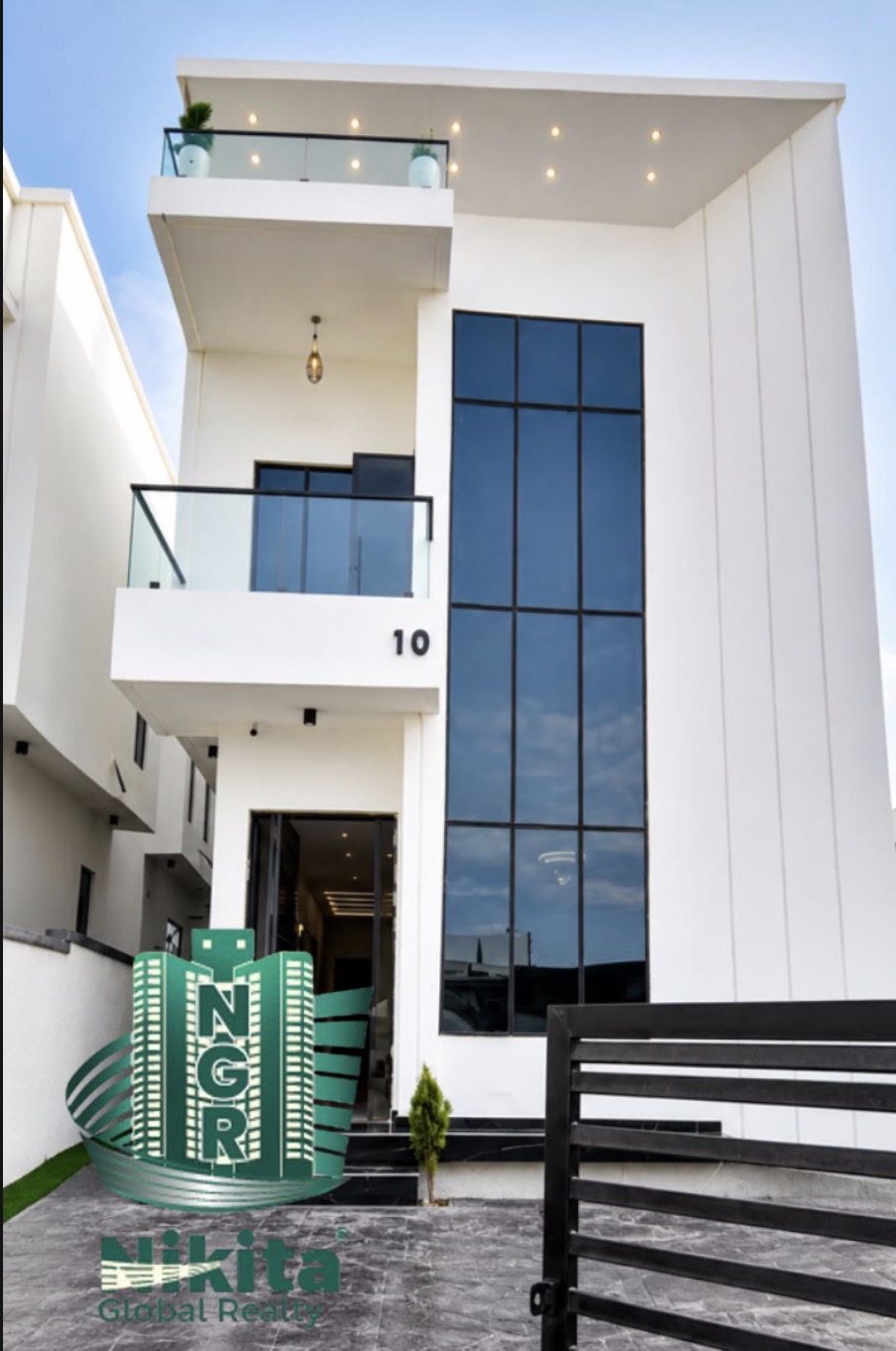 4 BEDROOM SEMI-DETACHED DUPLEX